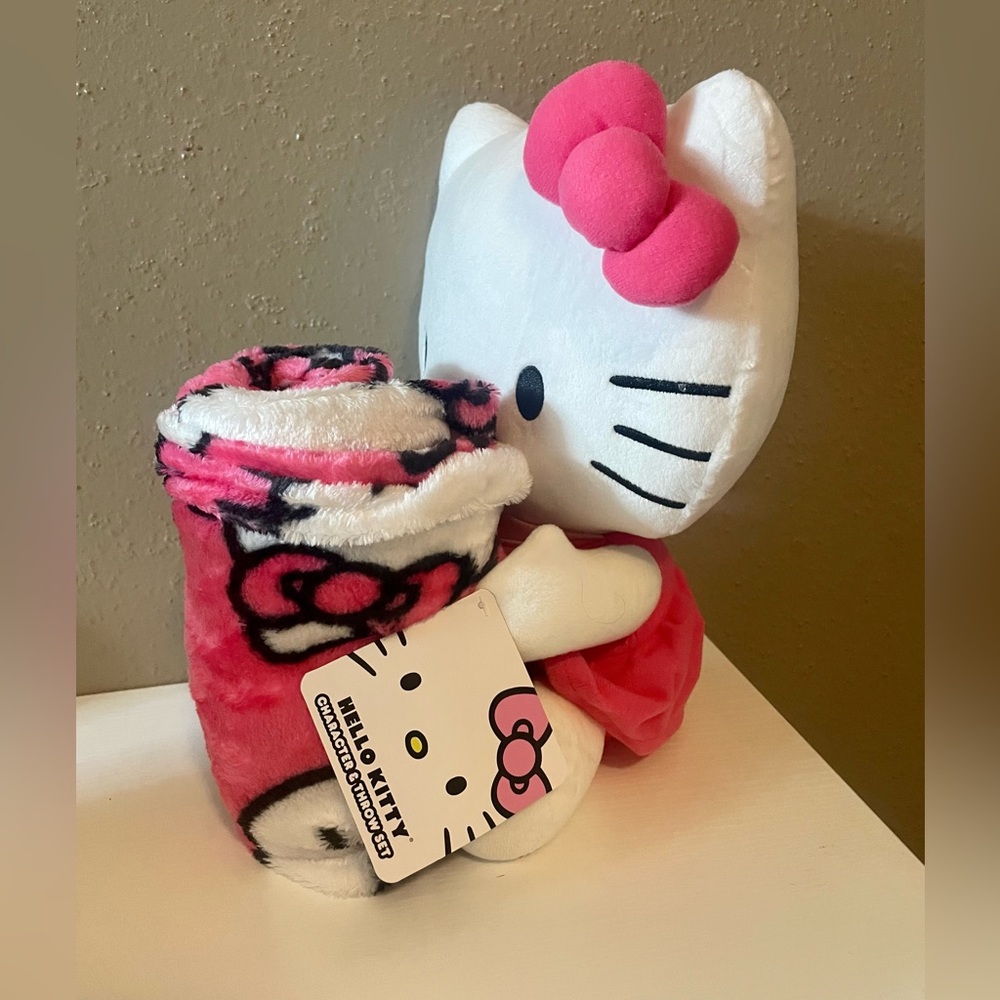 Hello Kitty Plush and Throw